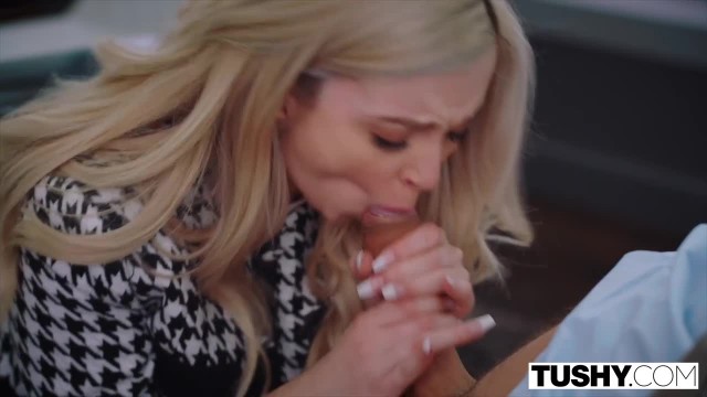 Секс с новым шефом